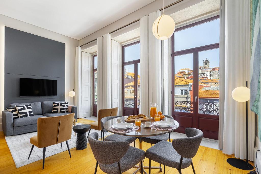 WHome Central 1-Bed w/ Top View perfect to Explore Porto
