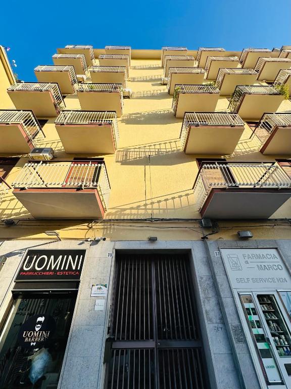 La Via Di Mezzo - 11