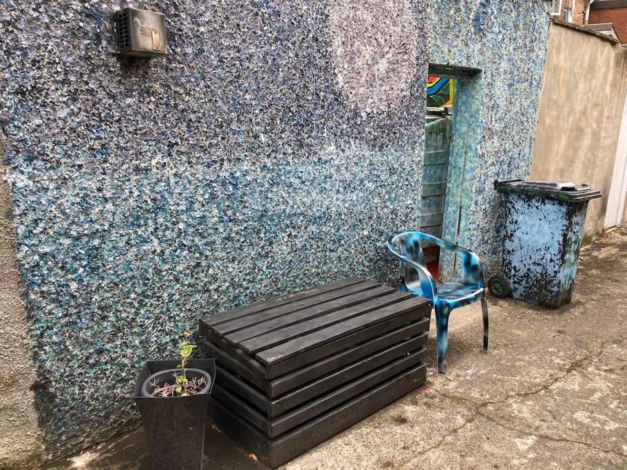 Fotografie z fotogalerie ubytování Unique Bohemian Artist Townhouse v destinaci Belfast
