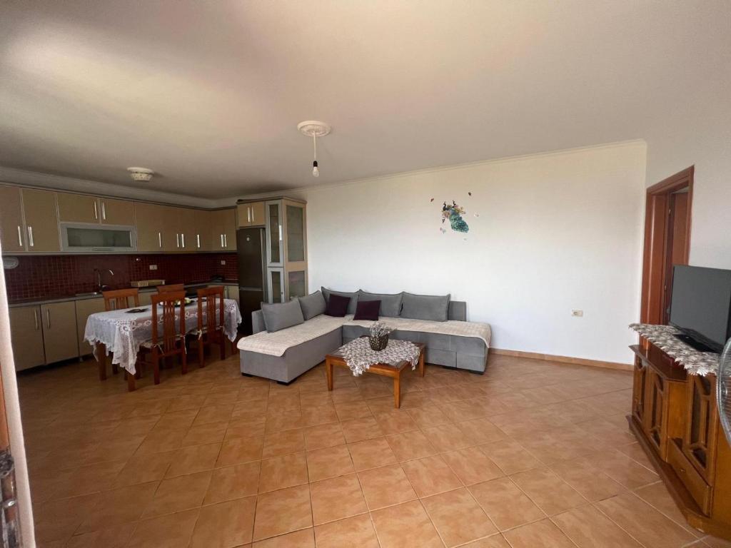 Vila Murataj Lekures - Image 1