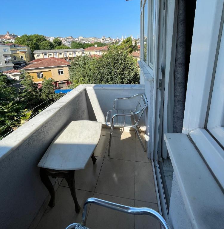 Balkón nebo terasa v ubytování Arat Apartments