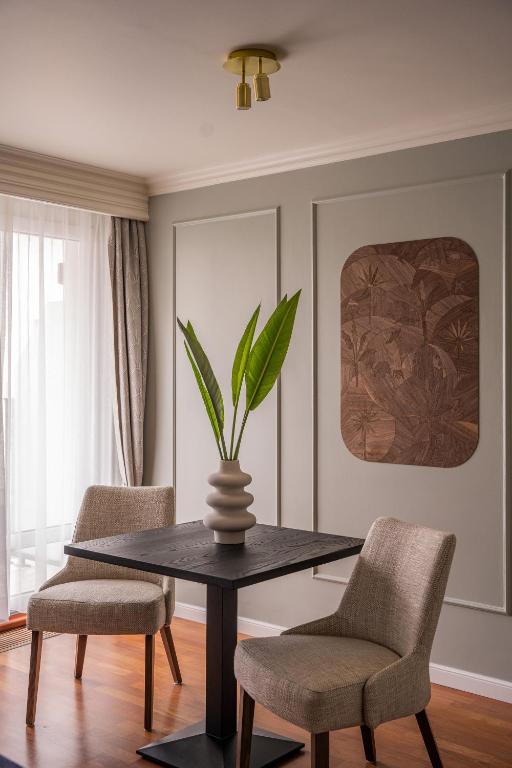 Queen's Court Hotel & Residence - Resim 28