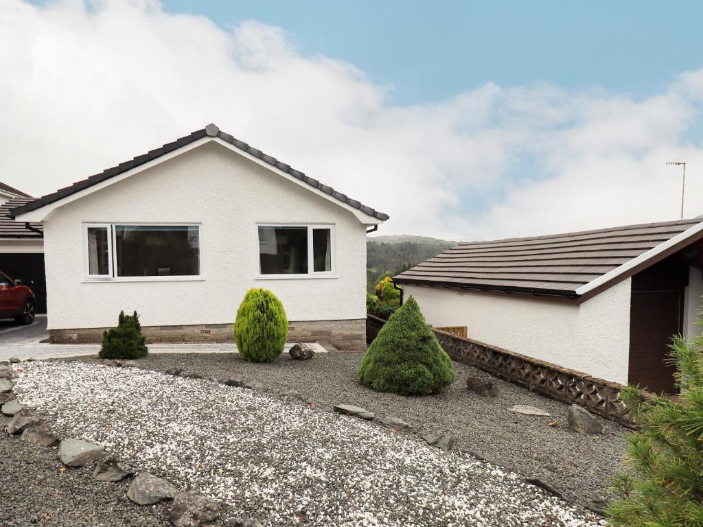 Το κτήριο όπου στεγάζεται  η παραθεριστική κατοικία