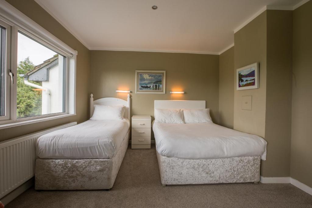 Postel nebo postele na pokoji v ubytování Lios Na Manach ECO B&B