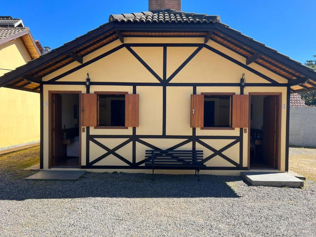 Banyvas Chalés - Chalet