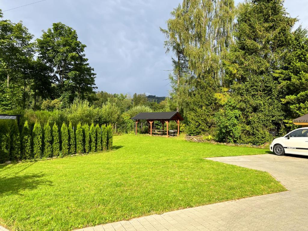Zahrada ubytování VISLA Apartments 2