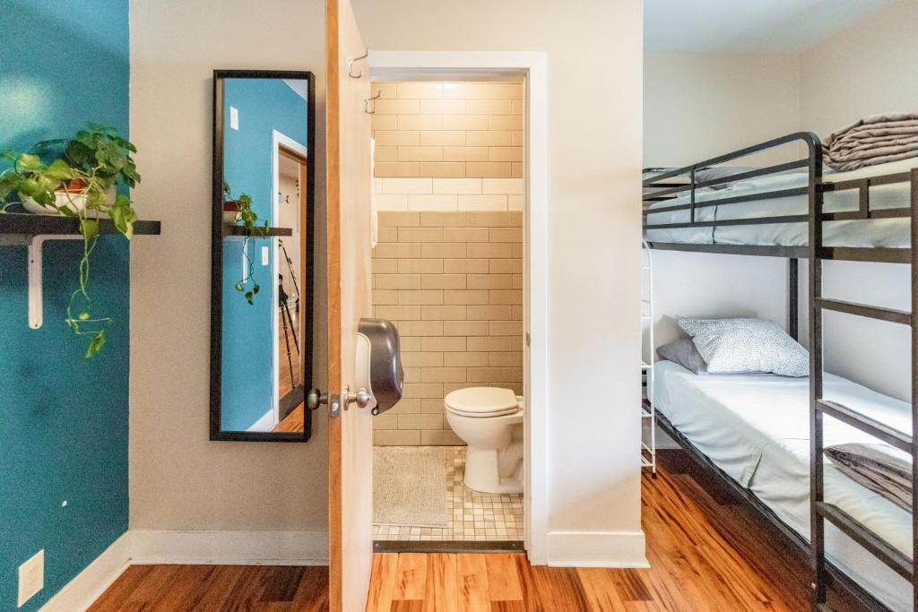 Samesun Ocean Beach Hotel & Hostel - Budget Twin Room