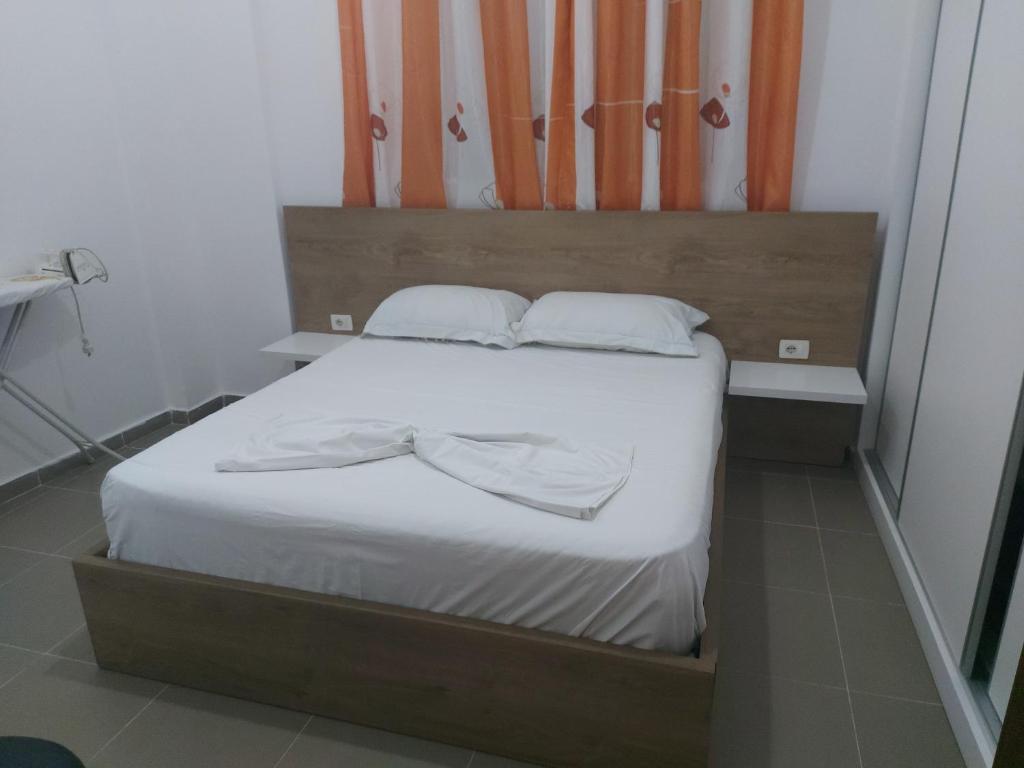 Bral Currila - Peaceful Beachfront Apartment - Image 7