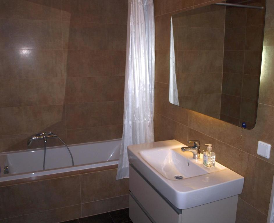 Apartament Sea Towers - 10