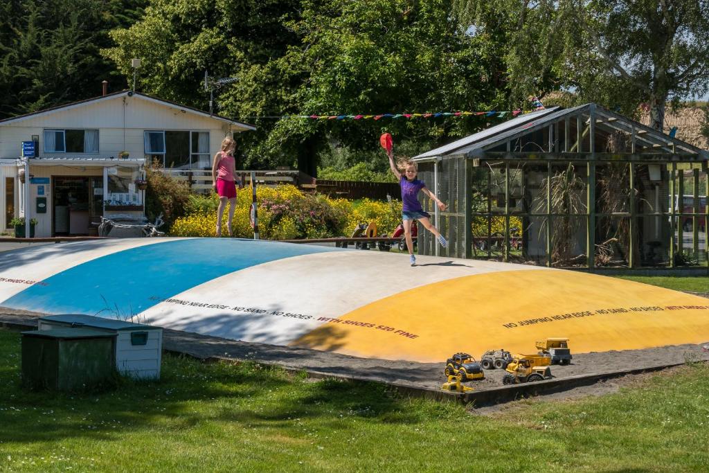 Whanganui River Top 10 Holiday Park - Resim 33