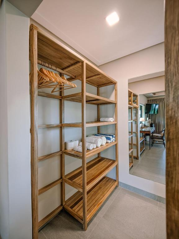 Postel nebo postele na pokoji v ubytování Kaimana Resort Siargao