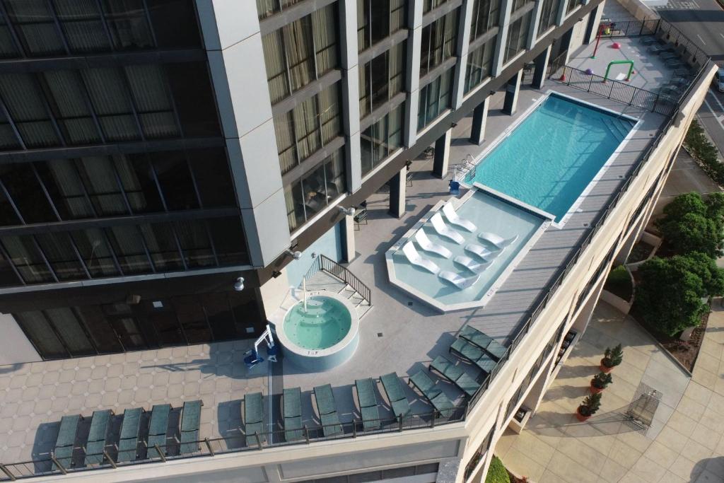 Renaissance Mobile Riverview Plaza Hotel photo