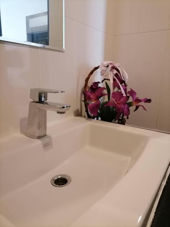 NJ PATONG HOTEL - Resim 39