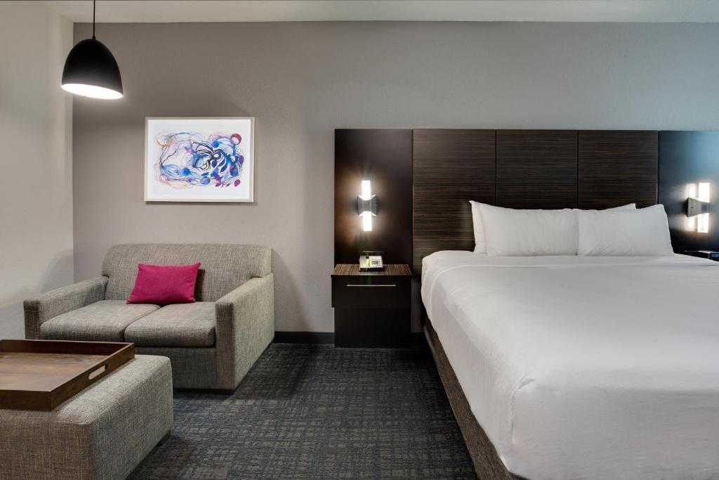 Crowne Plaza Hotel & Resorts Fort Lauderdale Airport/ Cruise, an IHG Hotel - Standard Room