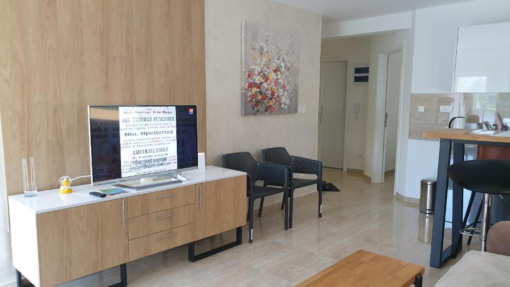 TV a/nebo společenská místnost v ubytování Apartman 3 BMB