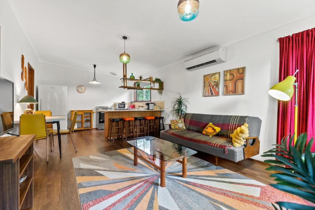 Pirates Bay Shack, Blairgowrie (updated prices 2024)