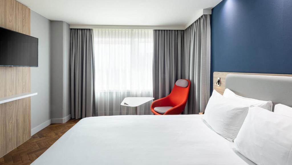 Holiday Inn Express Amsterdam - Sloterdijk Station, an IHG Hotel - 1 Dubbele Bed Standaard Hoge Vloer