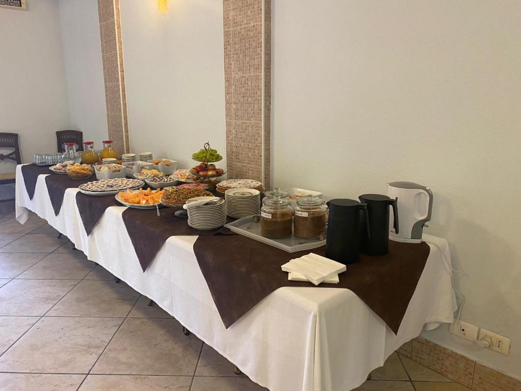 Jídlo v hotelu nebo okolí