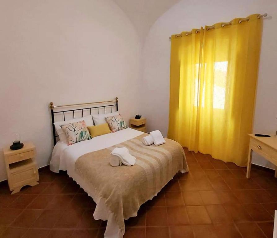 Posteľ alebo postele v izbe v ubytovaní Solar do Encalho