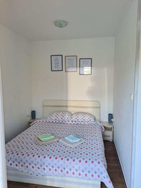 Trebisnjica - Apartment With Balcony