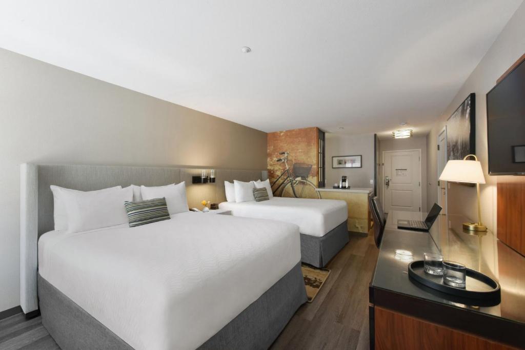 Hotel Indigo Napa Valley by IHG photo