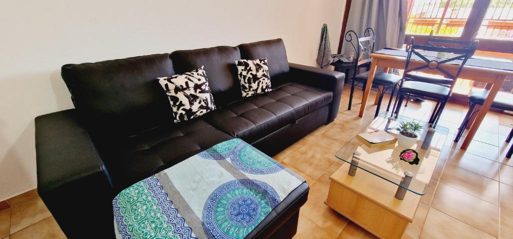 Kép TEN BEL PRIMAVERA, POOL & FREE WIFI szállásáról Aronában a galériában