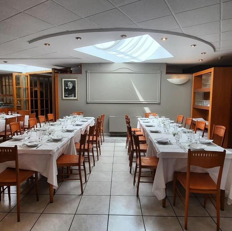 Restauracja lub miejsce do jedzenia w obiekcie Hotel Colonne