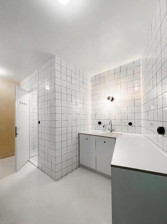 Un baño de Trilogy Experimental