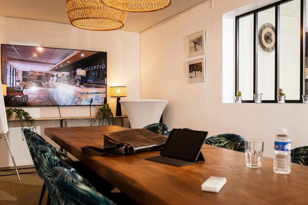 Konferenční prostory v ubytování Hôtel Les Sables - Urban Style - by Logis Hotels