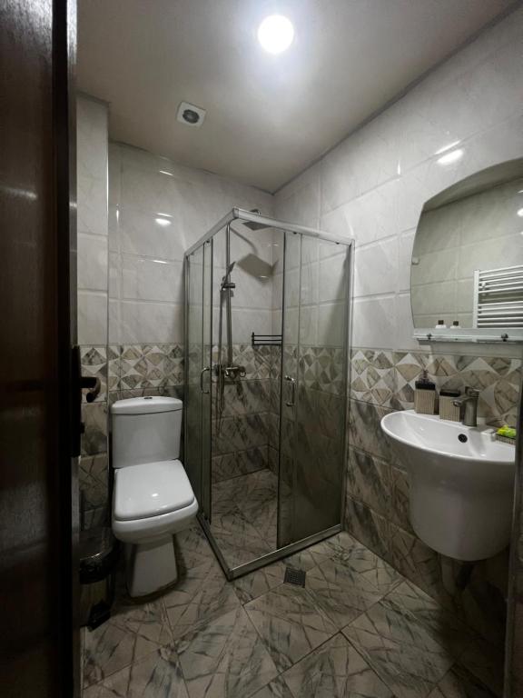 Koupelna v ubytování HOTEL MICHEL