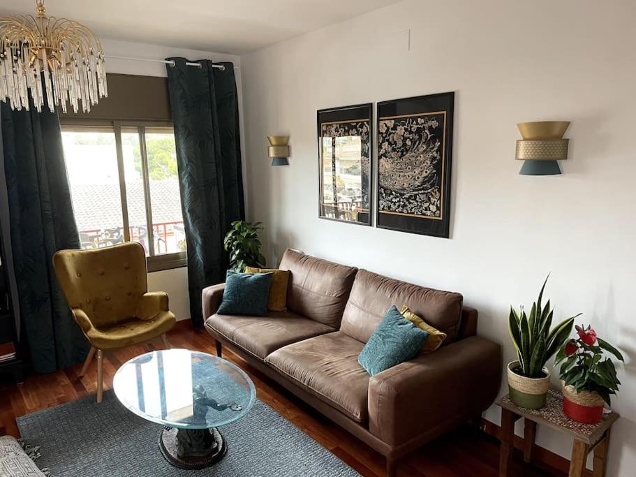 Coziest apartment in town!, Cubelles – Updated 2024 Prices