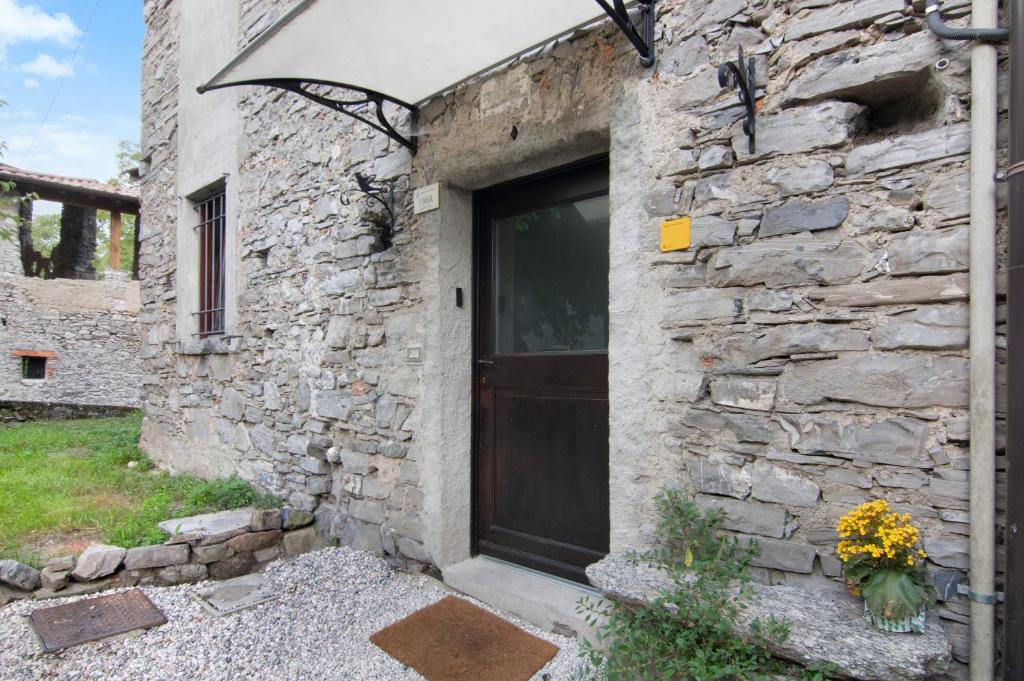 Fotografie z fotogalerie ubytování Workation Castle - Casa Tremezzo v destinaci Carlazzo