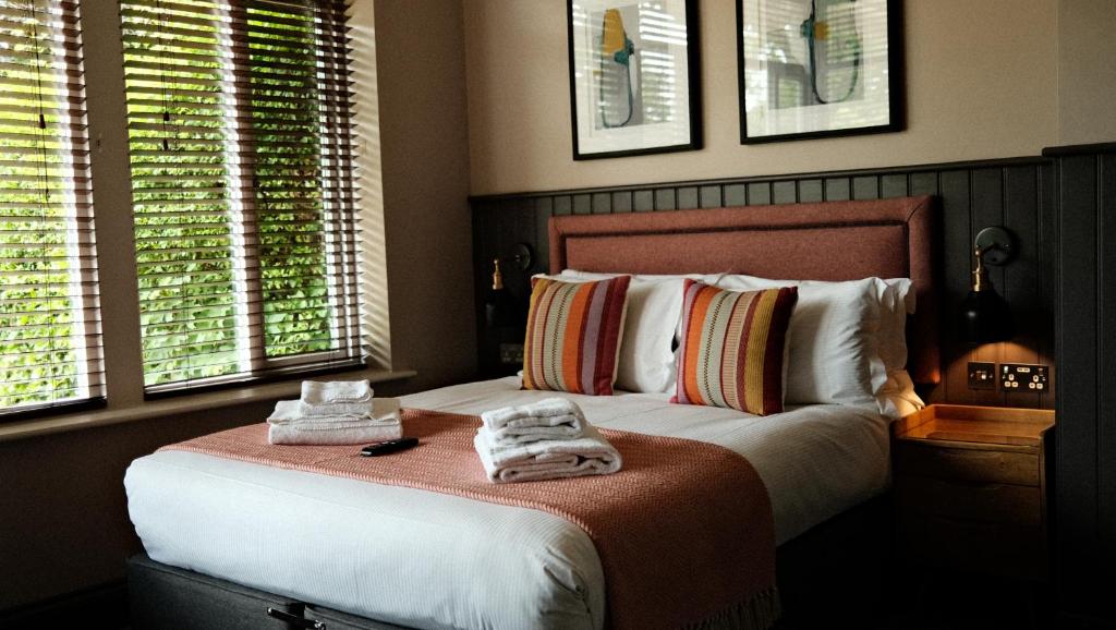 The Lawrance Luxury Aparthotel - Harrogate - Three-Bedroom Apartment