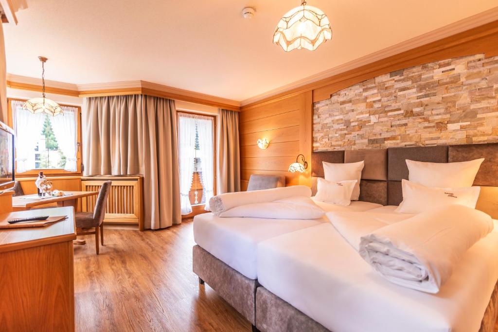 Hotel Garni Apart TINA - 双人或双室与阳台