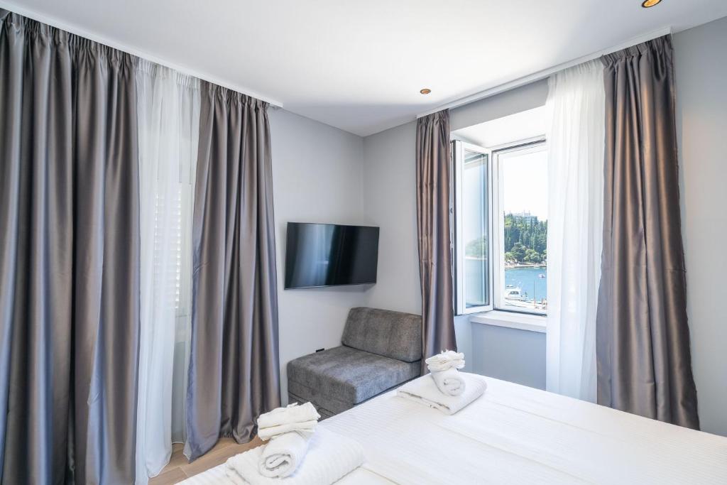 Apartments Villa Royale - 14