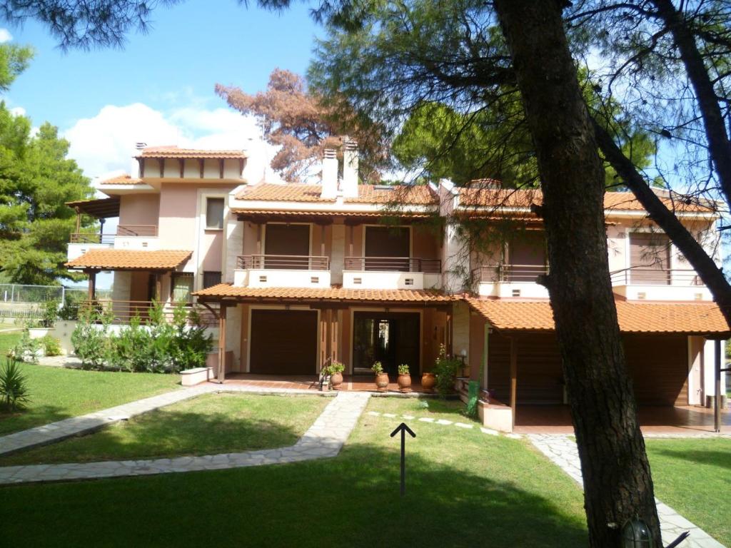 Fotografia z galérie ubytovania VILLA KORINA - Beachfront Maisonette between Nikiti & Metamorphosis v destinácii Nikiti
