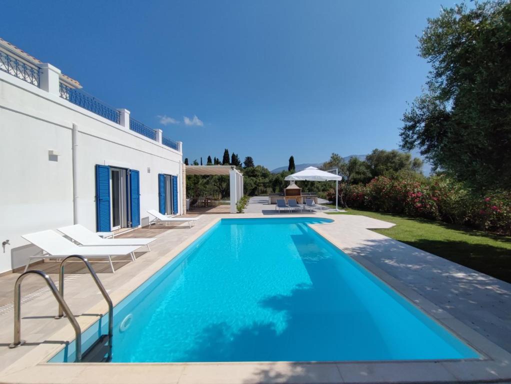 Gallery image of Villa Laura - Serene Escape with a Private Pool in Spartia