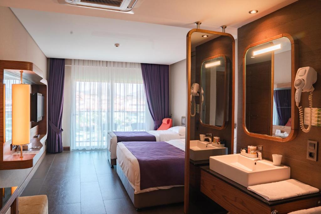 Casa De Maris Spa & Resort Hotel Adult Only 16 Plus - 