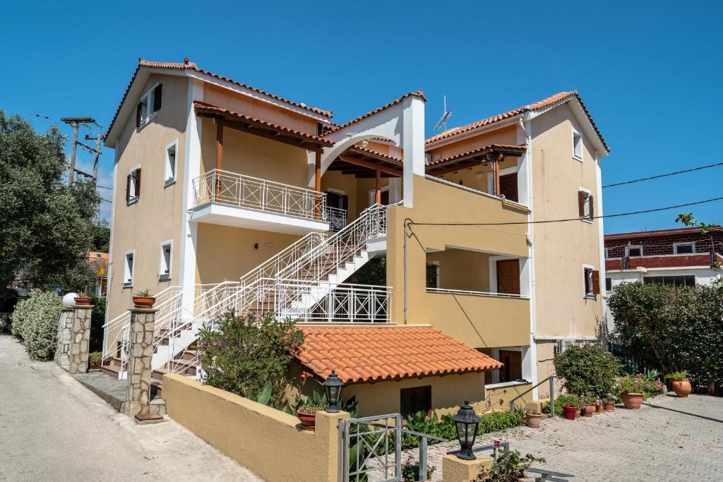 The building in which Az apartmant is located