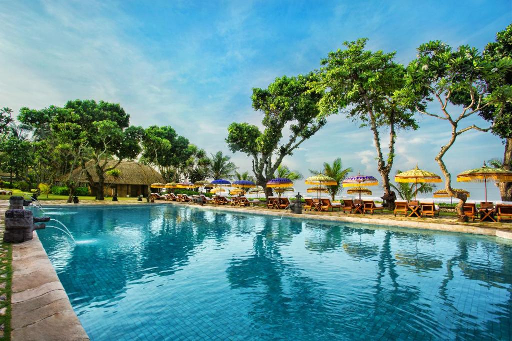 Bazén v ubytování The Oberoi Beach Resort, Bali nebo v jeho okolí