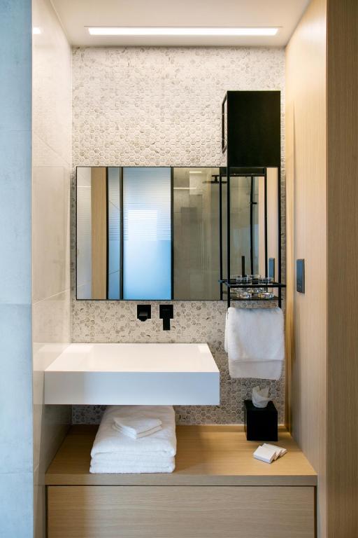 Mercure Larnaca Beach Resort - Standard Doppelzimmer Mit Balkon