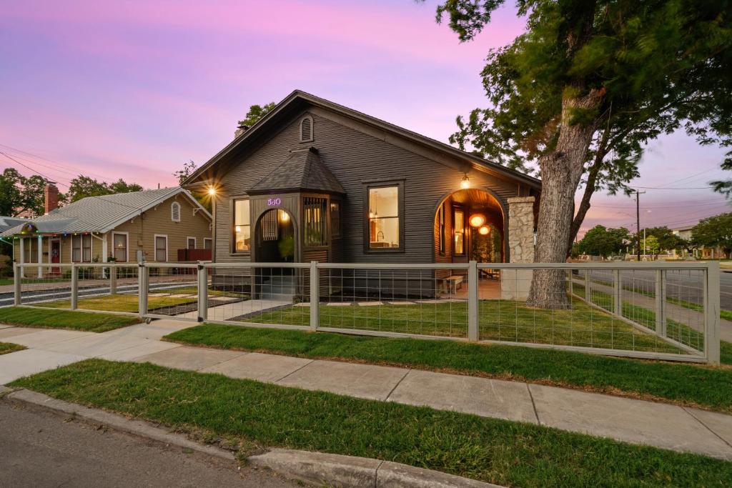 Villa Boutique Home in Historic King William, San Antonio, USA
