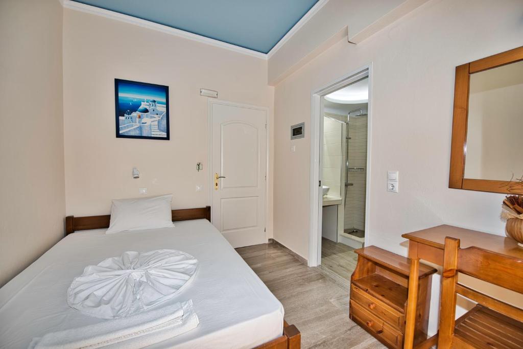 Zdjęcie z galerii obiektu Villa Nikos Karamolegkos Kamari w mieście Kamari