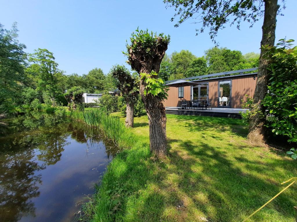 Vakantiepark Delftse Hout - Chalet De Trois Chambres