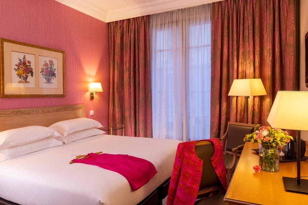Le Littré - Classic Room