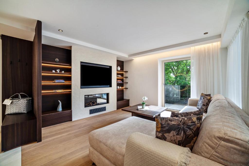 Schenna Chalet - Apt Dora - Two-Bedroom Superior Apartment