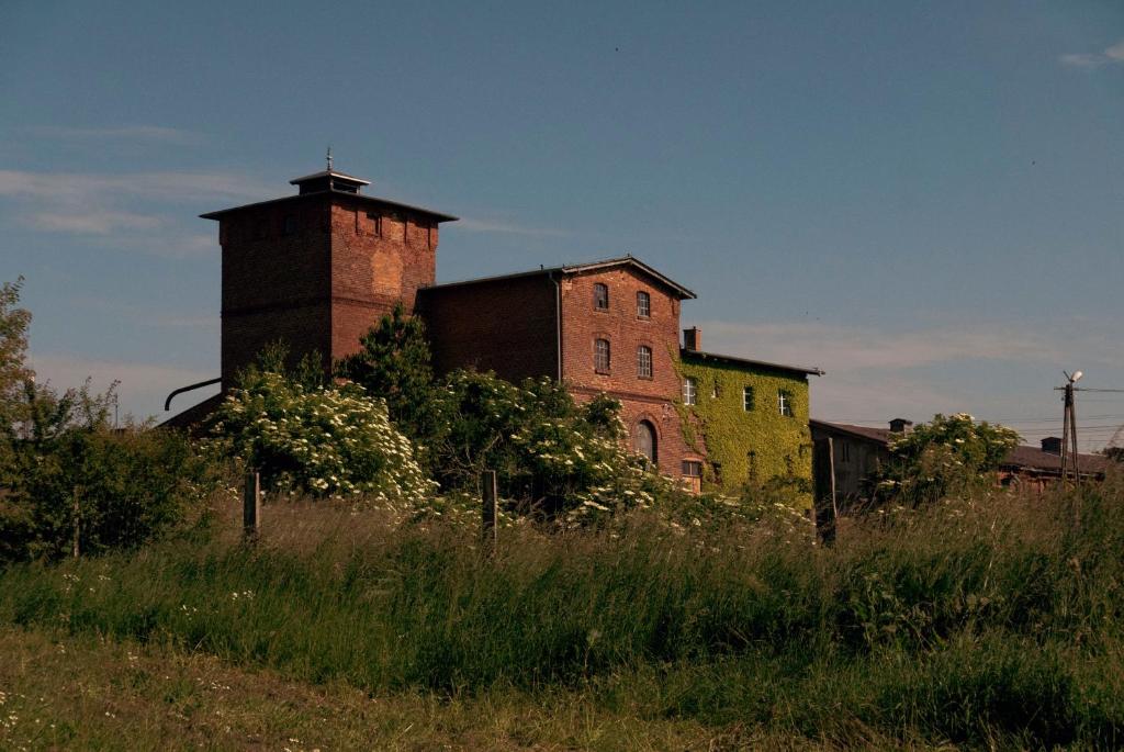 Fotografie z fotogalerie ubytování ŻAR - Gorzelnia w Żarnowcu v destinaci Żarnowiec
