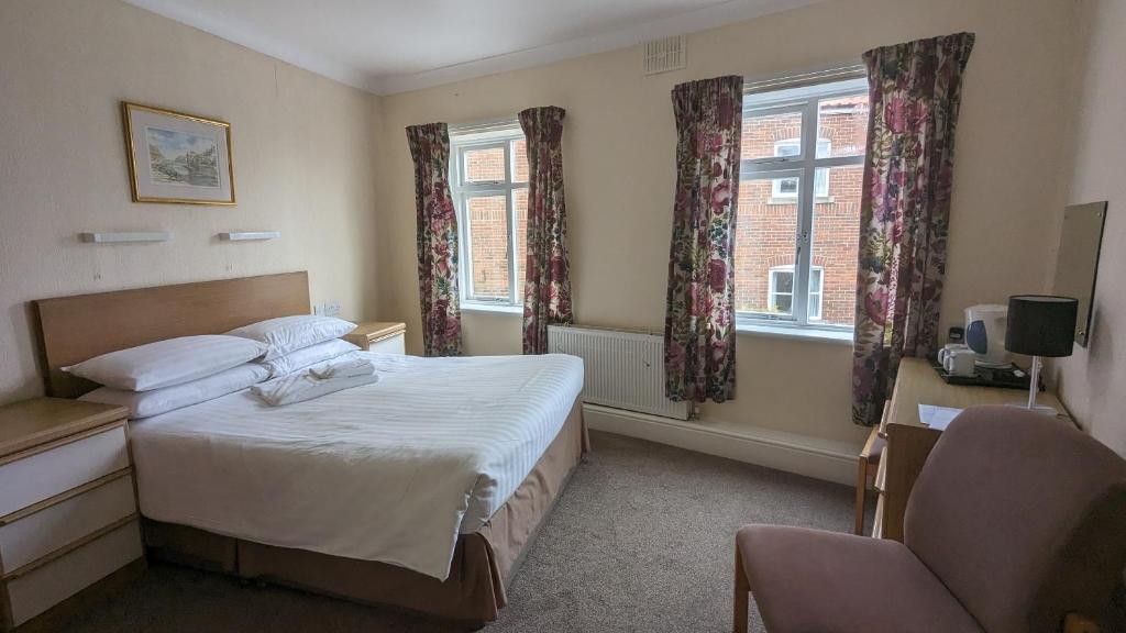 Cober Hill - Budget Double Room