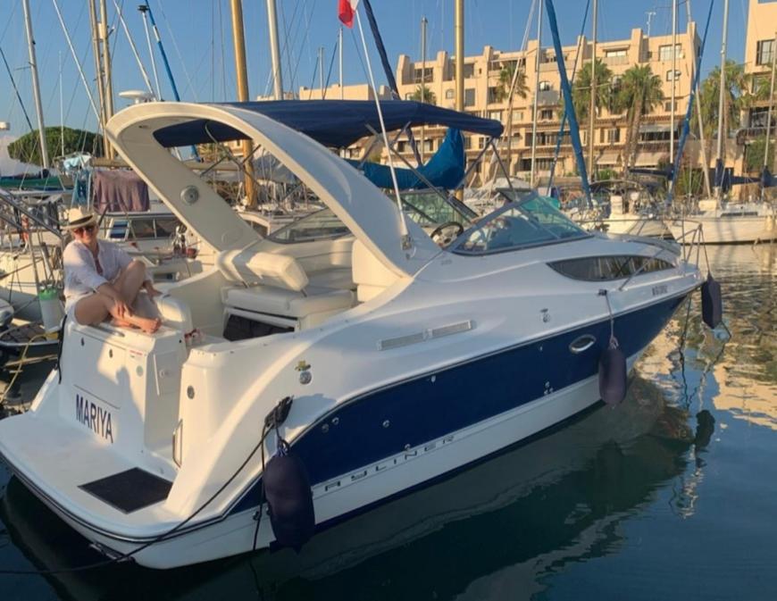 Location bateau Bayliner 285 "A la journée", MandelieulaNapoule