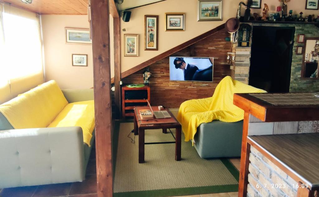 Posezení v ubytování Apartmani Fortunela